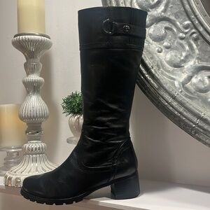 Blondo Black Leather winter Boots with Fleece Lining size 7 wide side zip up